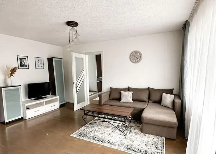 Mamasita Flat